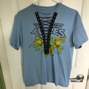 Short sleeve lace up ninja turtles shirt size M